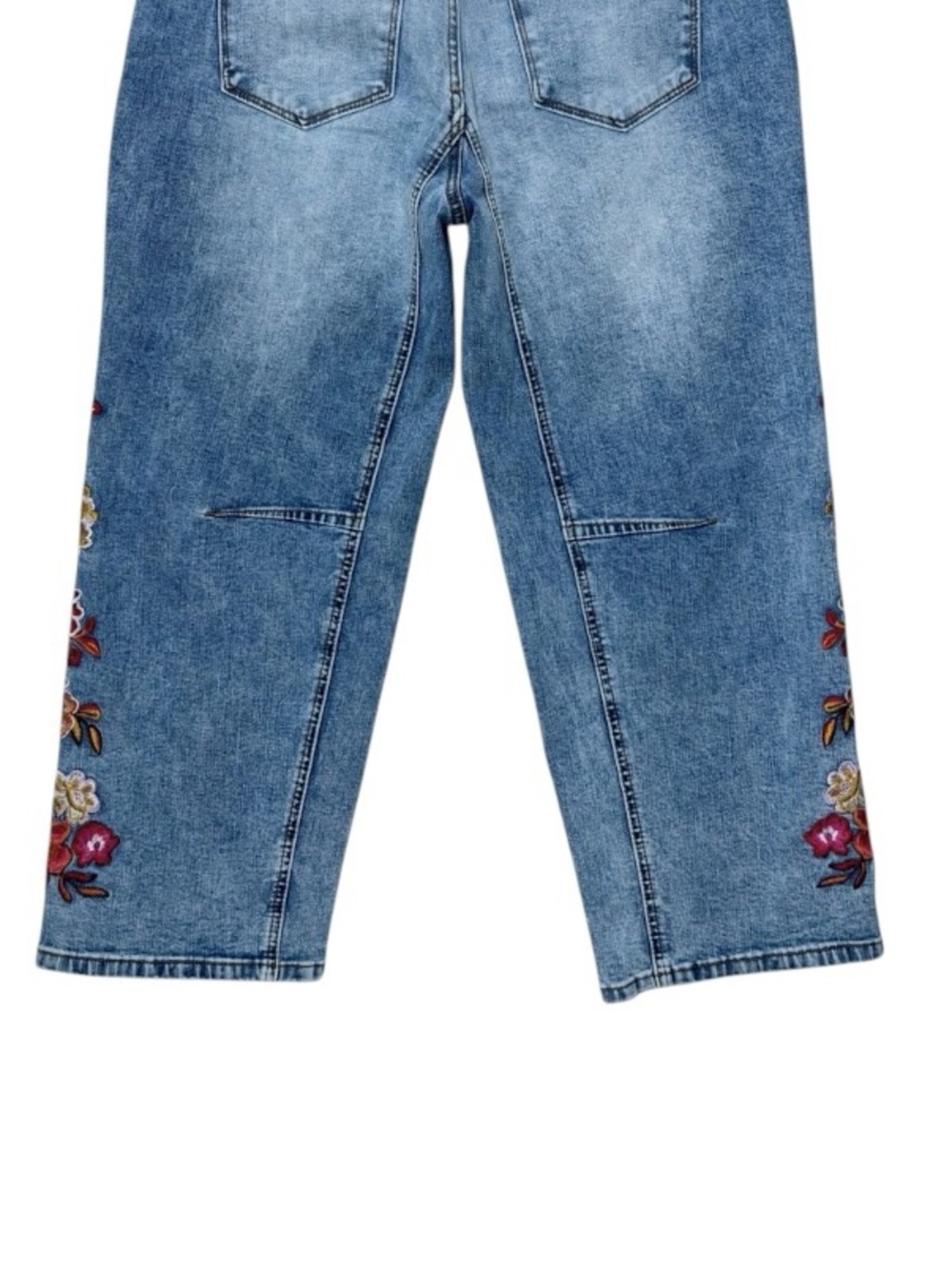 NWOT Boho Embroidery Curved Barrel Leg Cropped Horseshoe Jeans Size M FLAMINGALS - Picture 6 of 11